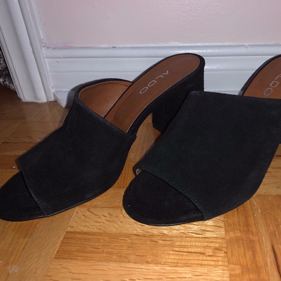 Aldo Sandals - Picture 1 of 4